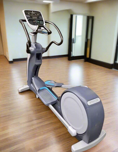 Precor EFX 833 Elliptical w/Converging Crossramp + p30 Console