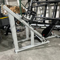 Nautilus / Star Trac Plate Loaded Leg Press