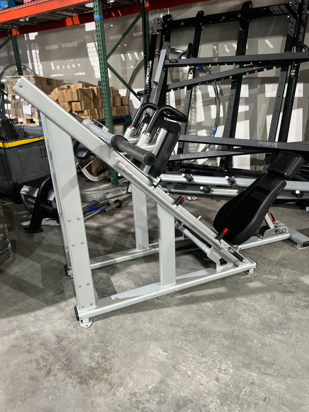 Nautilus / Star Trac Plate Loaded Leg Press