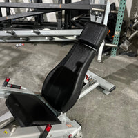 Nautilus / Star Trac Plate Loaded Leg Press