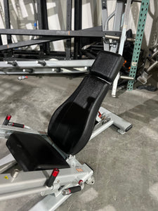 Nautilus / Star Trac Plate Loaded Leg Press