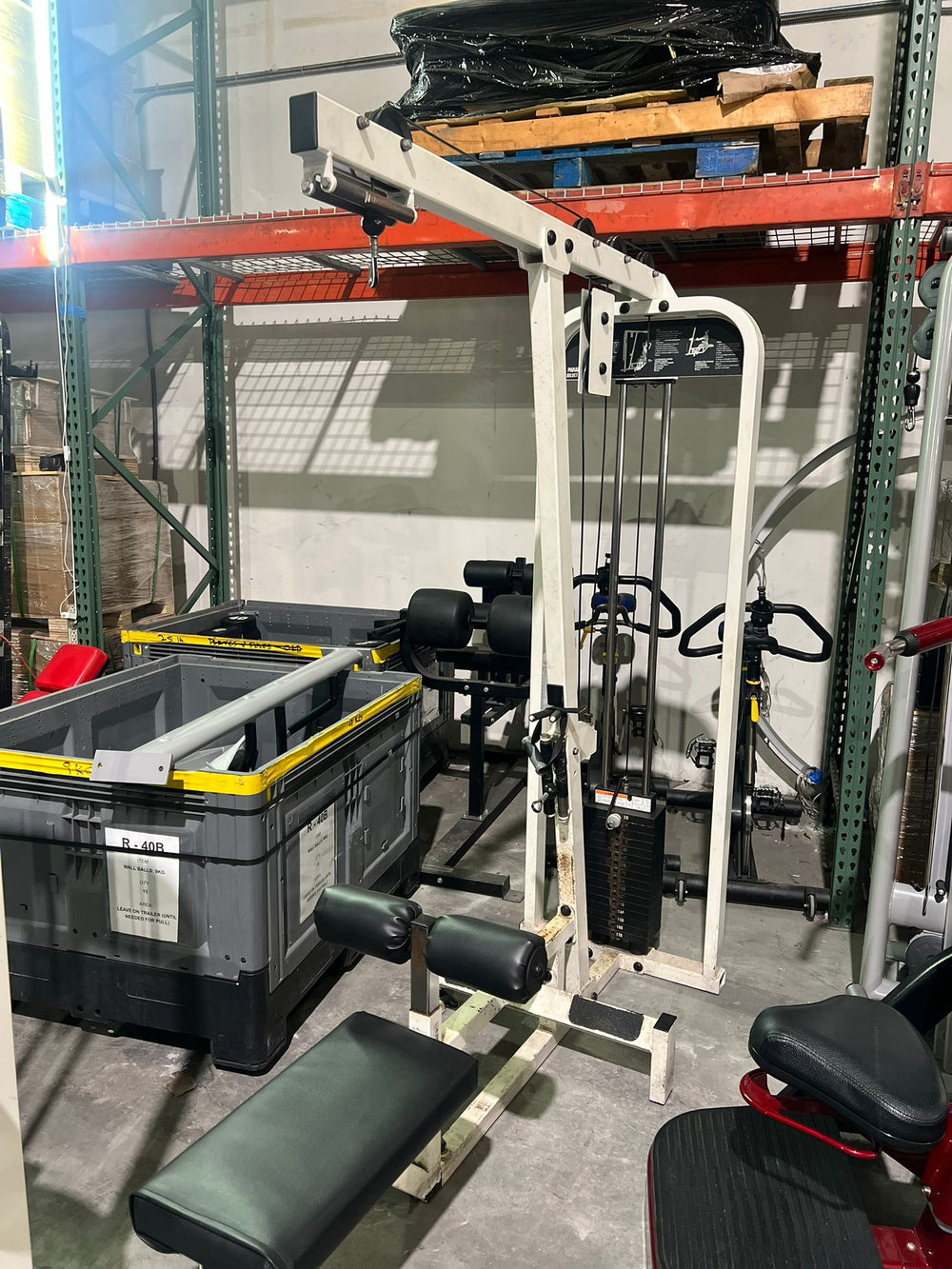 Paramount Lat Pulldown / Seated Row Combo (used) 